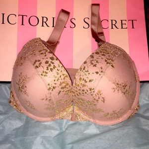 NWT Victoria’s Secret bra